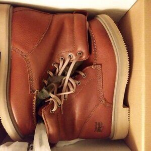 Timberland men's boots size 7 1/2, New in box